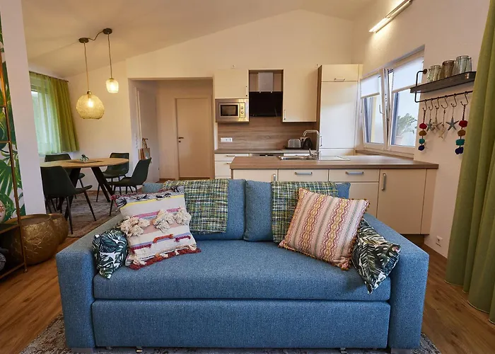 Beachvilla Velden * וולדן אם וורתרסי